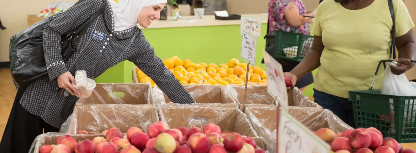 customers shop at Daily Table